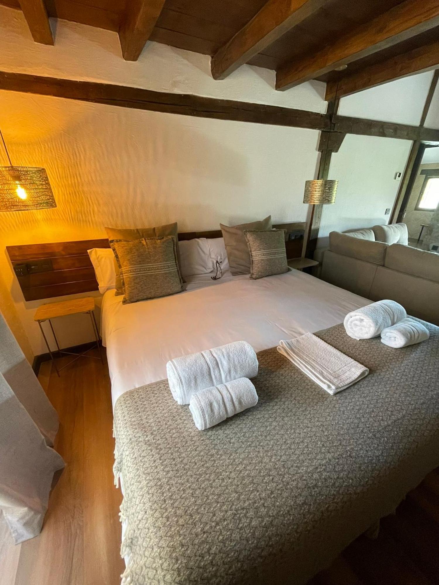 La Casa Del Cantero Pinilla del Valle Екстер'єр фото
